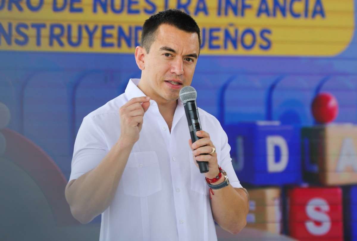 #ATENCIÓN | Daniel Noboa adelanta el pago del Décimo Tercer Sueldo a los servidores públicos para el 14 de noviembre, dos días antes de la Consulta Popular.