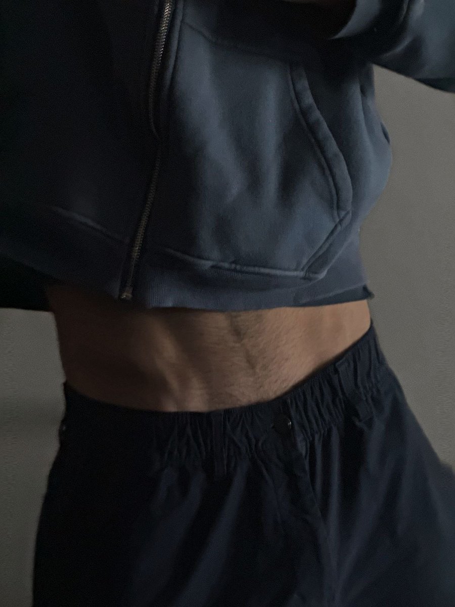 b0breyn0lds's tweet image. #FoundOut what it means and I even stuck to my word and didn’t shave my snail trail