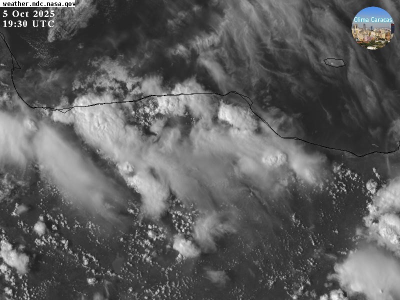meteoccs's tweet photo. #05Oct | 15:49 HLV | A esta hora, continúa la presencia de bloques nubosos de gran desarrollo vertical, generando lluvias de variada intensidad con descargas eléctricas sobre áreas de Miranda, Distrito Capital, La Guaira y al norte y centro de Aragua. https://t.co/cOjoULfXlW