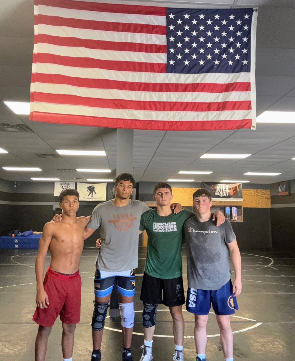 Sunday scrap <a href="/MarioHutcherso1/">Mario Hutcherson</a> Elijah and Ben