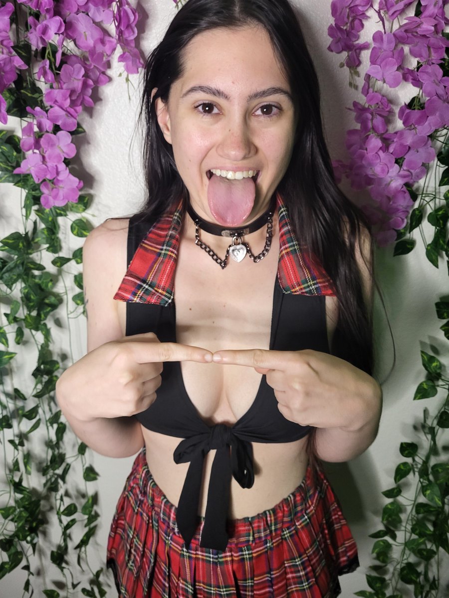 IBikiniPrincess's tweet image. Here to make scrolling worth it #OnlyFans #NSFW #Twitch