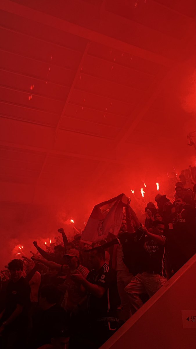 Seja onde for. Benfica ou morte.