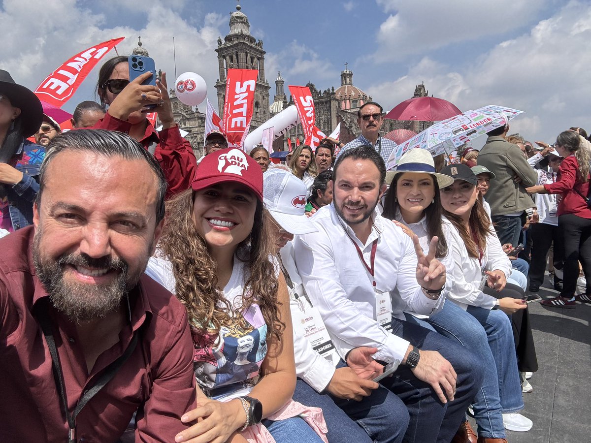 El día de hoy #domingo acompañamos a la Presidenta la Dr. Claudia Sheinbaum Pardo a su informe de los primeros 365 días, trabaja con determinación para consolidar el movimiento y así fortalecer el cambio de régimen en beneficio del país.
#LaTransformaciónAvanza