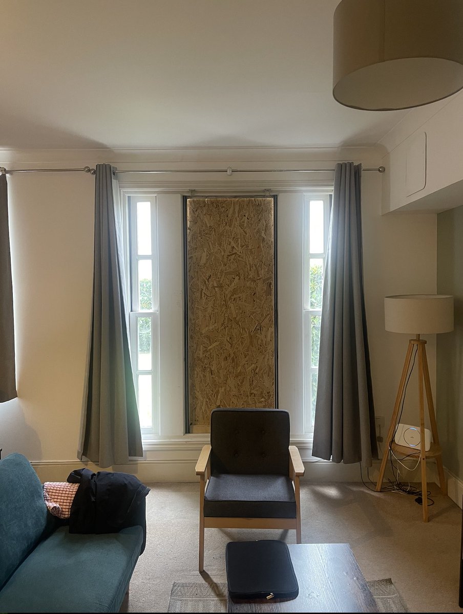itmightjustwork's tweet photo. @Airbnb 

Would you be happy if the listing looked beautiful, but the reality was like this? https://t.co/QtuDj4n1mF