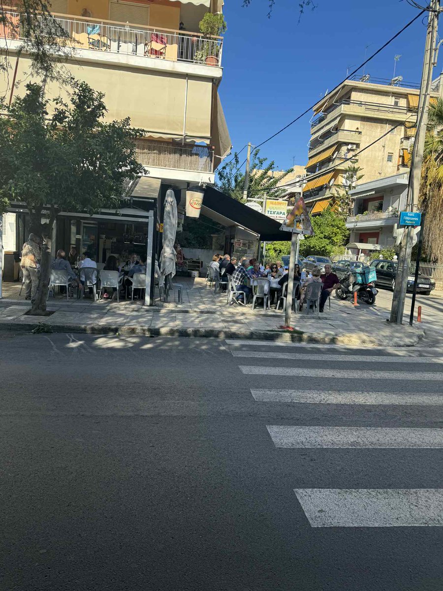 ntzoidos's tweet image. Πάντα δίπλα σας με ότι καλύτερο μπορούμε να προσφέρουμε.#coffeecorner #moschato #dimellocoffee #takeaway #delivery #2109400573