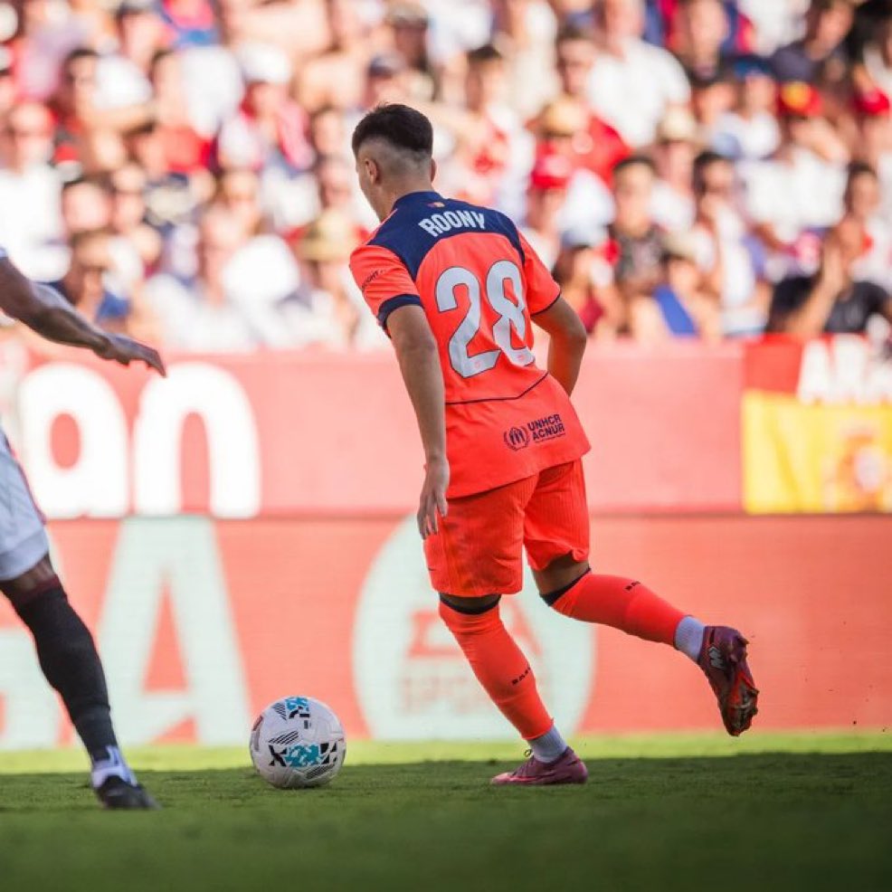 Je salue son entrée malgré qui tue la feuille de match. 

Mais je vais retenir qu’il est rentré avec 100x + de personnalité que les 95% de l’équipe et honnêtement ça me rassure de ouf pour la suite. 

Roony ✅