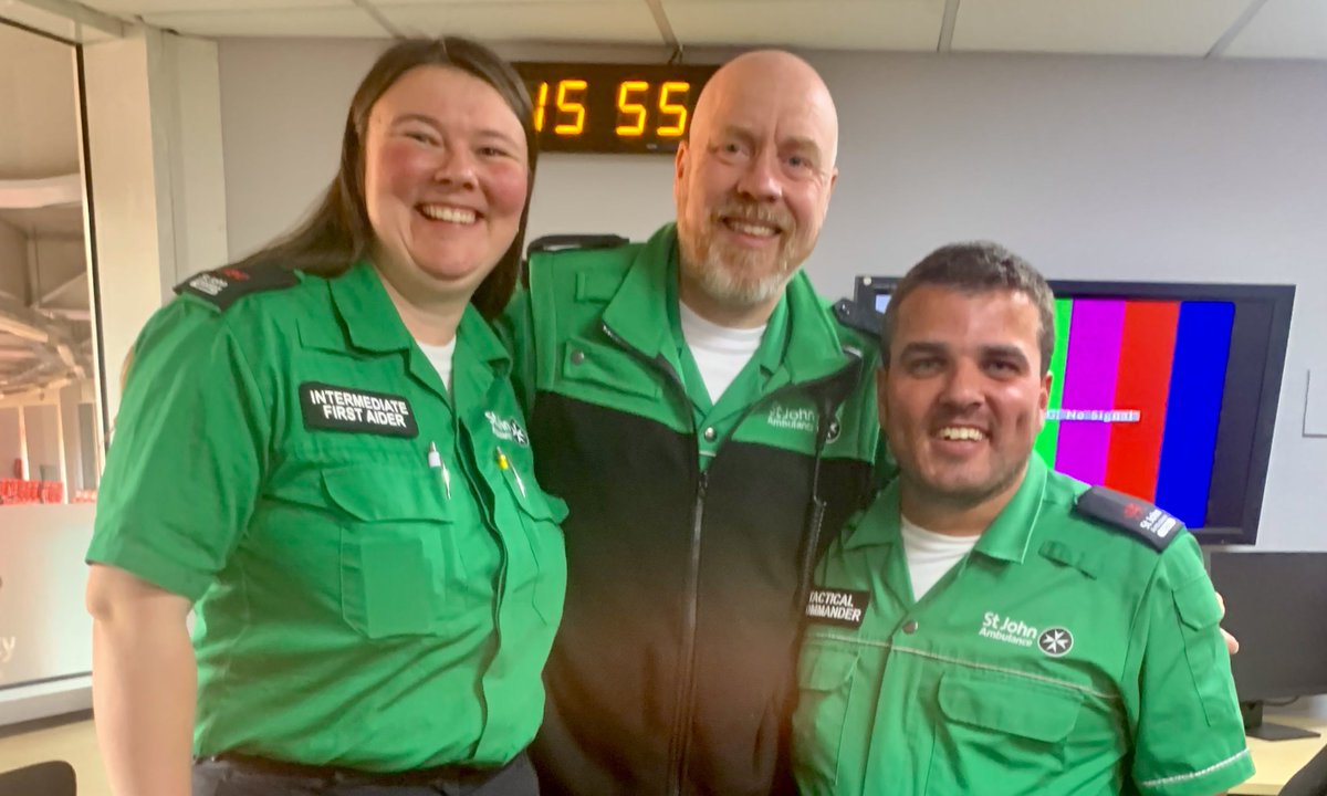 That’s a wrap for <a href="/SJACymru/">St John Ambulance Cymru</a> at this year’s <a href="/CardiffHalf/">Cardiff Half 🏴󠁧󠁢󠁷󠁬󠁳󠁿</a>. A pleasure to lead today’s team and play my small part. Thanks to all 150-plus #StJohnPeople in whatever role you played to support this event. I must also thank Richie and Sarah who supported me in Event Control today.