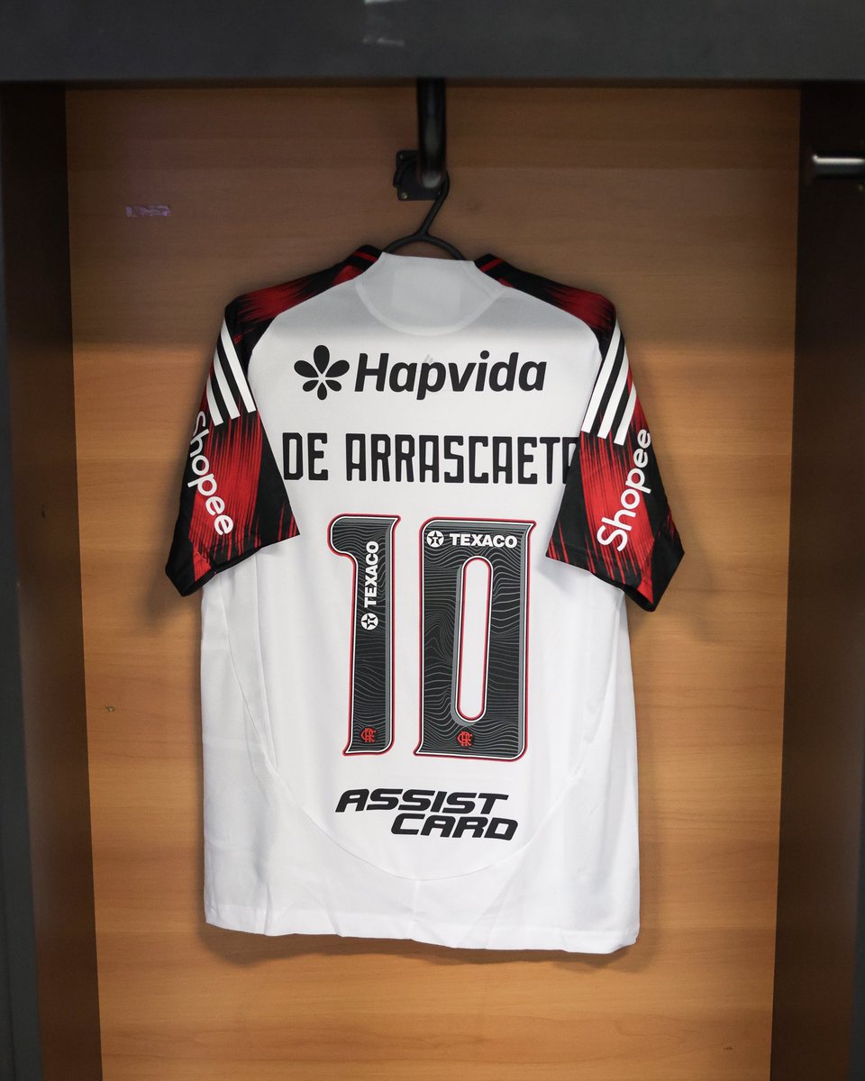 Flamengo's tweet photo. Fé no Mengo.

Vestiário pronto ✅

#matchday #BAHxFLA https://t.co/HTMAnHm872