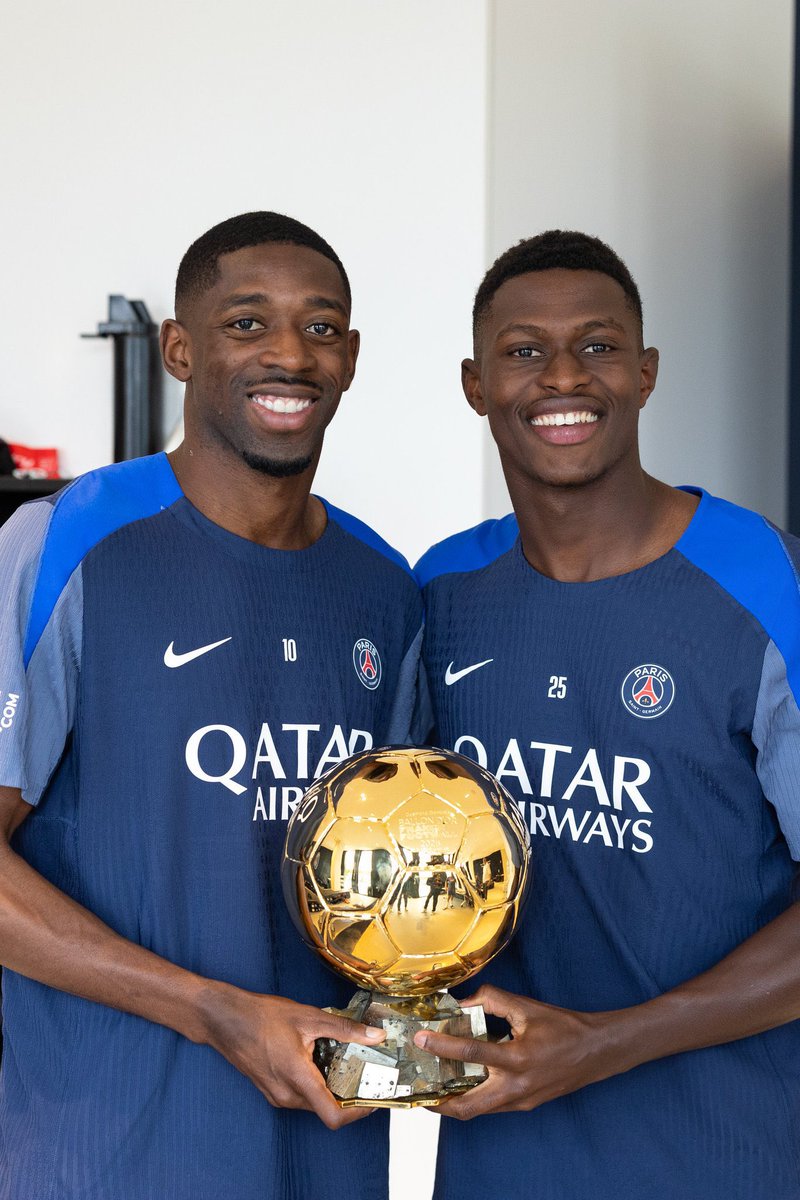 PARlSIEN's tweet photo. Allez moi j’commence la propagande Nuno Mendes ballon d’or pas de ralentir https://t.co/UKynbyCcN0