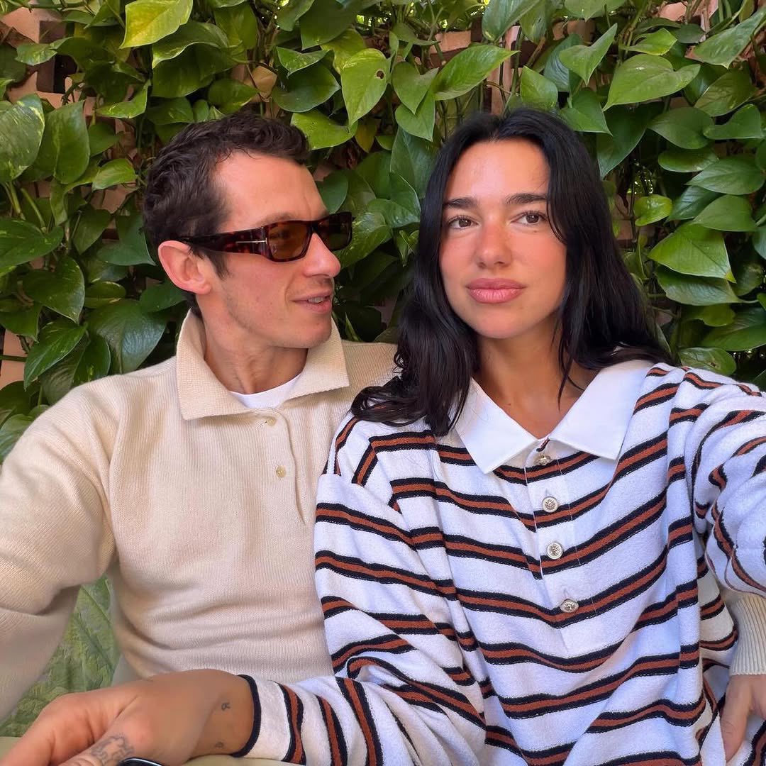 DUALIPA's tweet image. 🤍Los Angeles🤍 See you again tonight for night 2 🪽