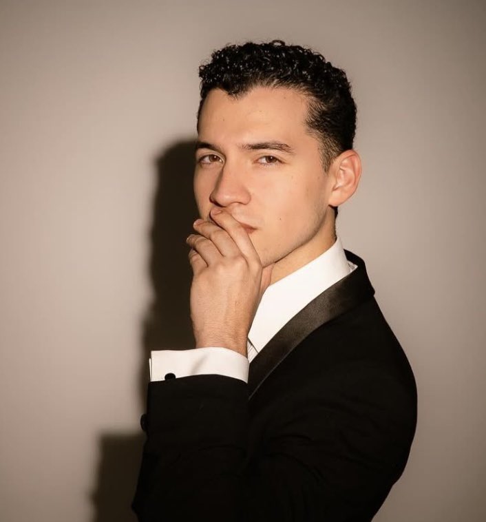 Formula_Music's tweet photo. ¿NUEVO TALENTO MUSICAL 2025?

🔄 Mario Girón 
❤️ Mar Rendón https://t.co/EaVZcFQECP