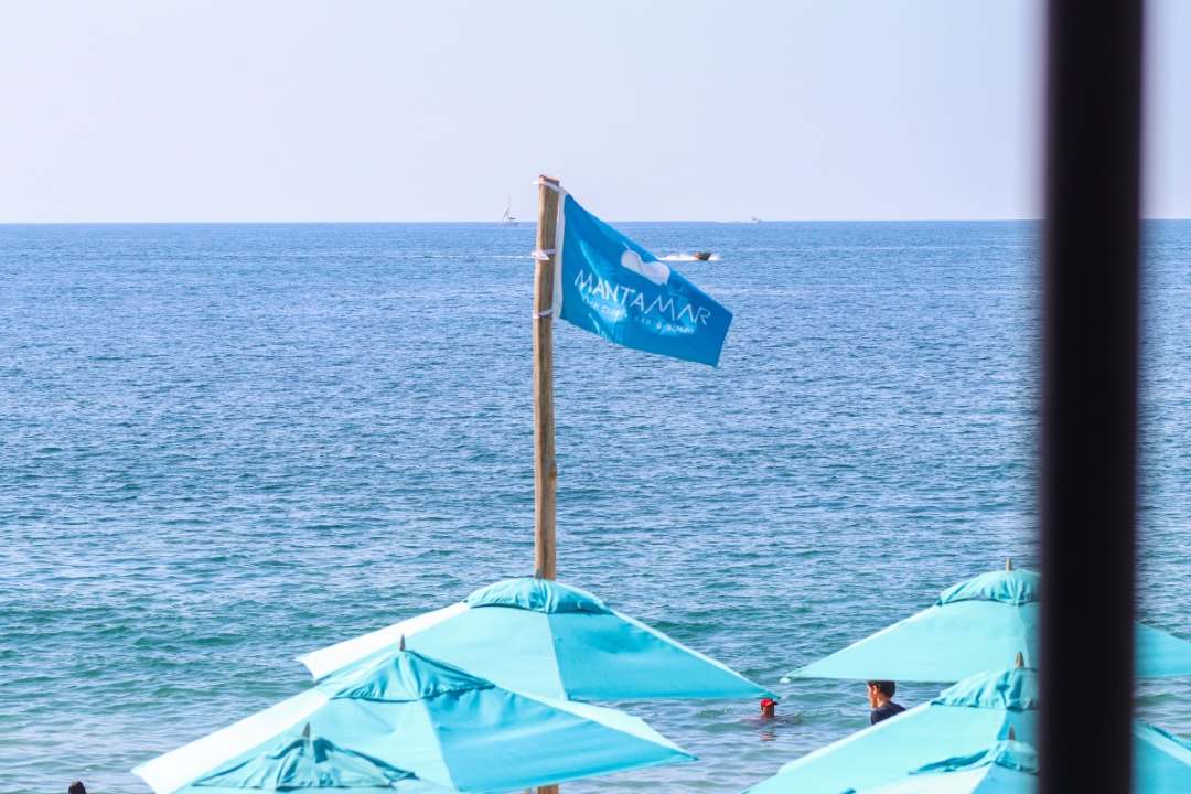 "Welcome to the paradise of Mantamar, where every wave brings a new adventure and every moment is worth celebrating! 🌊🏖️ #MantamarExperience"

More Info: 📞 +52 322 222 6260
Reservations: bit.ly/reserve-mbc

#GayTravel #PuertoVallarta #Mantamar