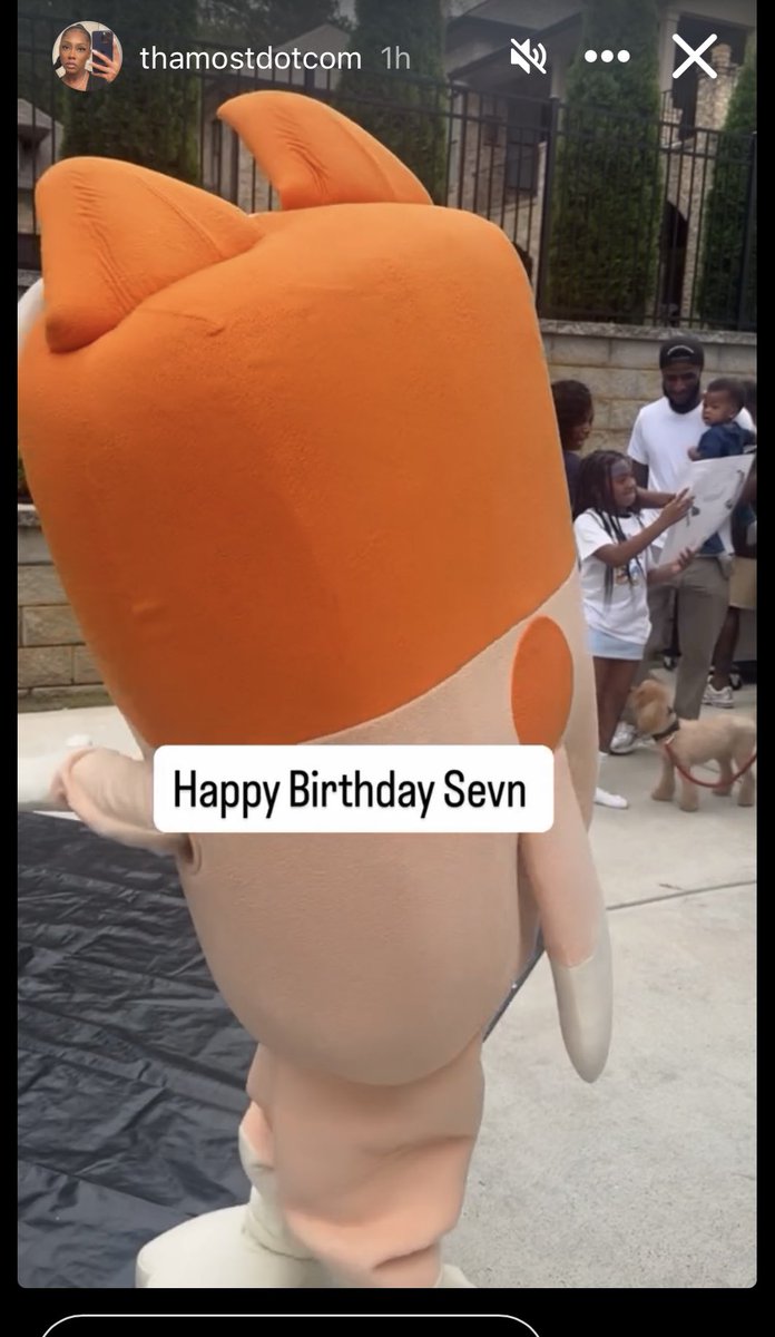 MiaSilton16424's tweet photo. Part 3
Sevn’s birthday party
Tim & Bria celebrated their Sevn’s birthday. Little man was surrounded by his family and friends 🤍🤍
#theandersons
#briaanderson
#timanderson
#mlb https://t.co/RZR9Kh6sp9