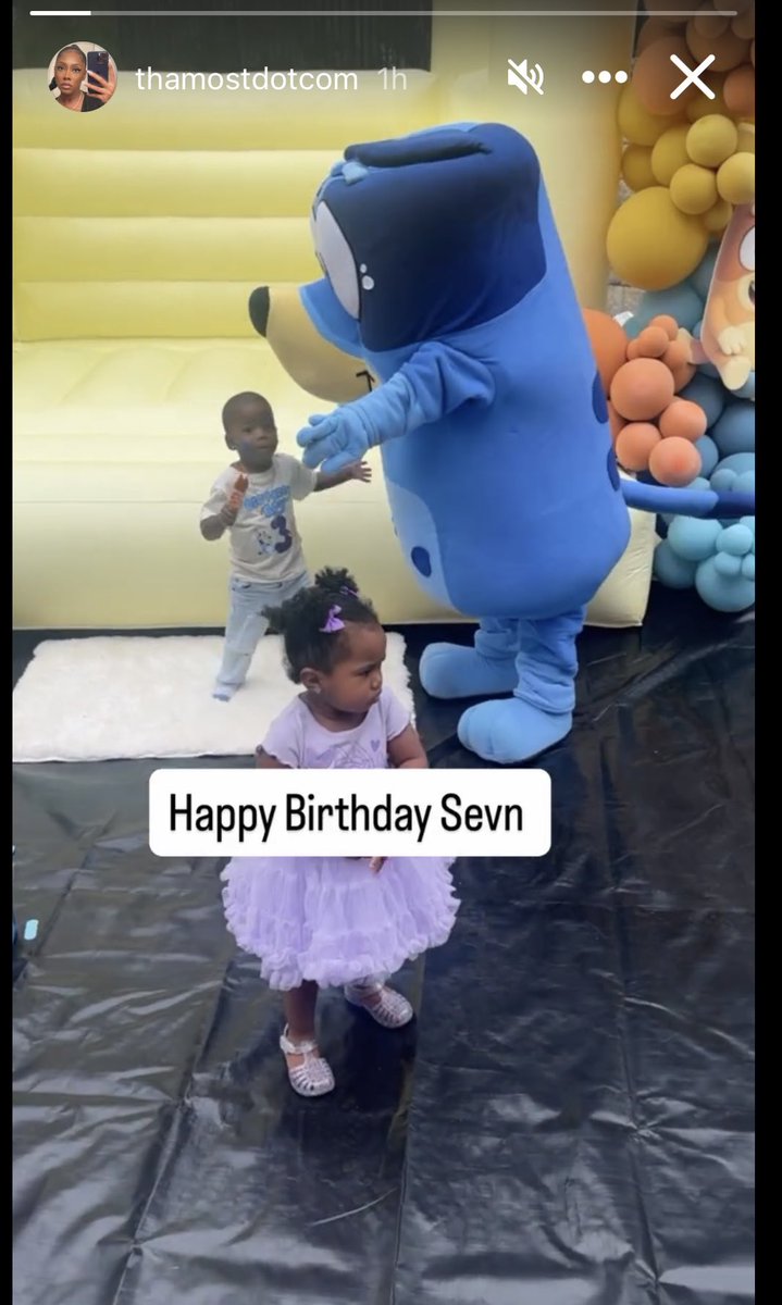 MiaSilton16424's tweet photo. Part 3
Sevn’s birthday party
Tim & Bria celebrated their Sevn’s birthday. Little man was surrounded by his family and friends 🤍🤍
#theandersons
#briaanderson
#timanderson
#mlb https://t.co/RZR9Kh6sp9