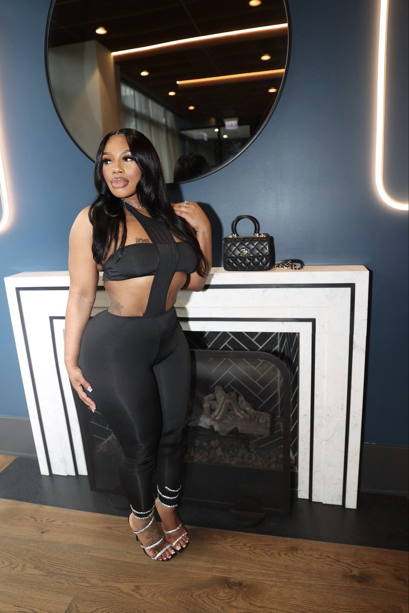 StonyB_'s tweet image. My new arrivals for my Boutique is available for purchase. 🥂
