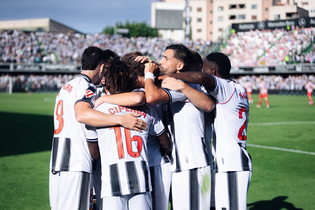 adrianbarri tweet media