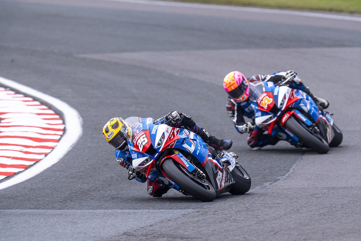 DAO Racing tweet media