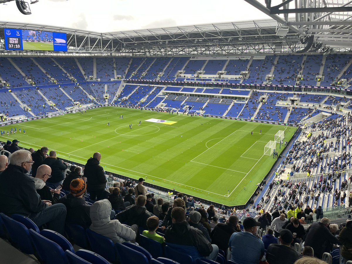 Just got home from my first trip to the <a href="/HDbramleymoore/">HillDickinsonStadium</a> and have to say the 4hr drive home was a lot more enjoyable than I feared at one point! The noise in the last 10/15 mins was incredible and the siren still gives me goosebumps before z-cars