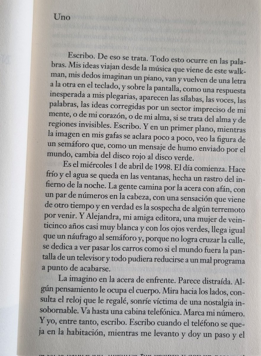 ¡Así empieza Walkman de <a href="/RSilvaRomero/">Ricardo Silva Romero</a> el libro de este mes !