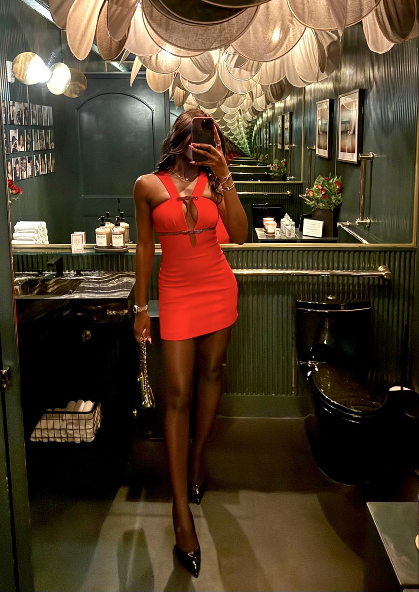 Naomi Neveu 🥀 tweet media