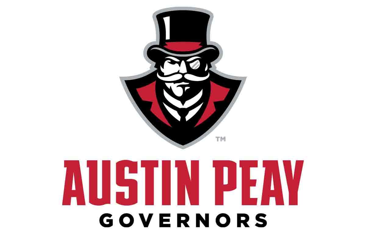 After a great talk with <a href="/CoachFarisAPSU/">Jeff Faris</a> I am blessed to receive my first D1 offer from <a href="/GovsFB/">Austin Peay Football</a> #AGTG <a href="/CoachBenThawAP/">Ben Thaw</a> <a href="/coachgregjones/">Greg Jones</a> <a href="/Coach_Shad_/">Coach Shad</a>