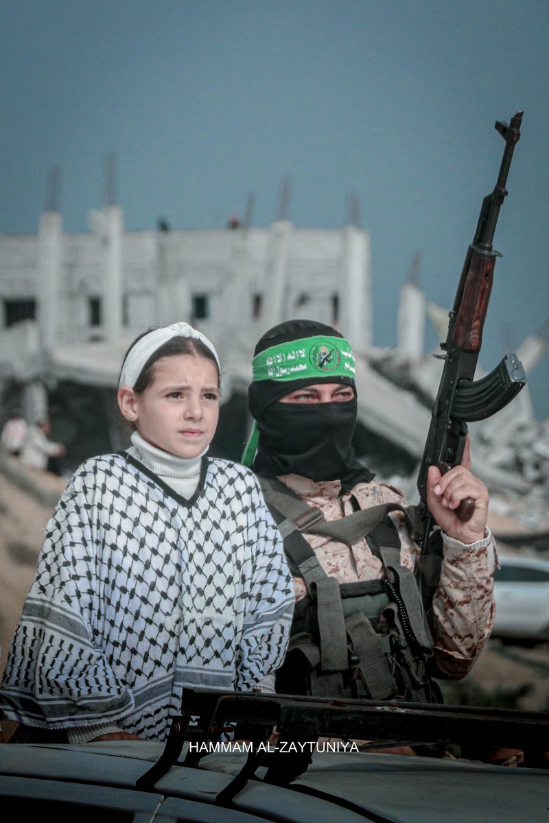 أعد النشر إذا كنت فخوراً با كتائب القسام  لما تفعله من أجل فلسطين والقدس  .