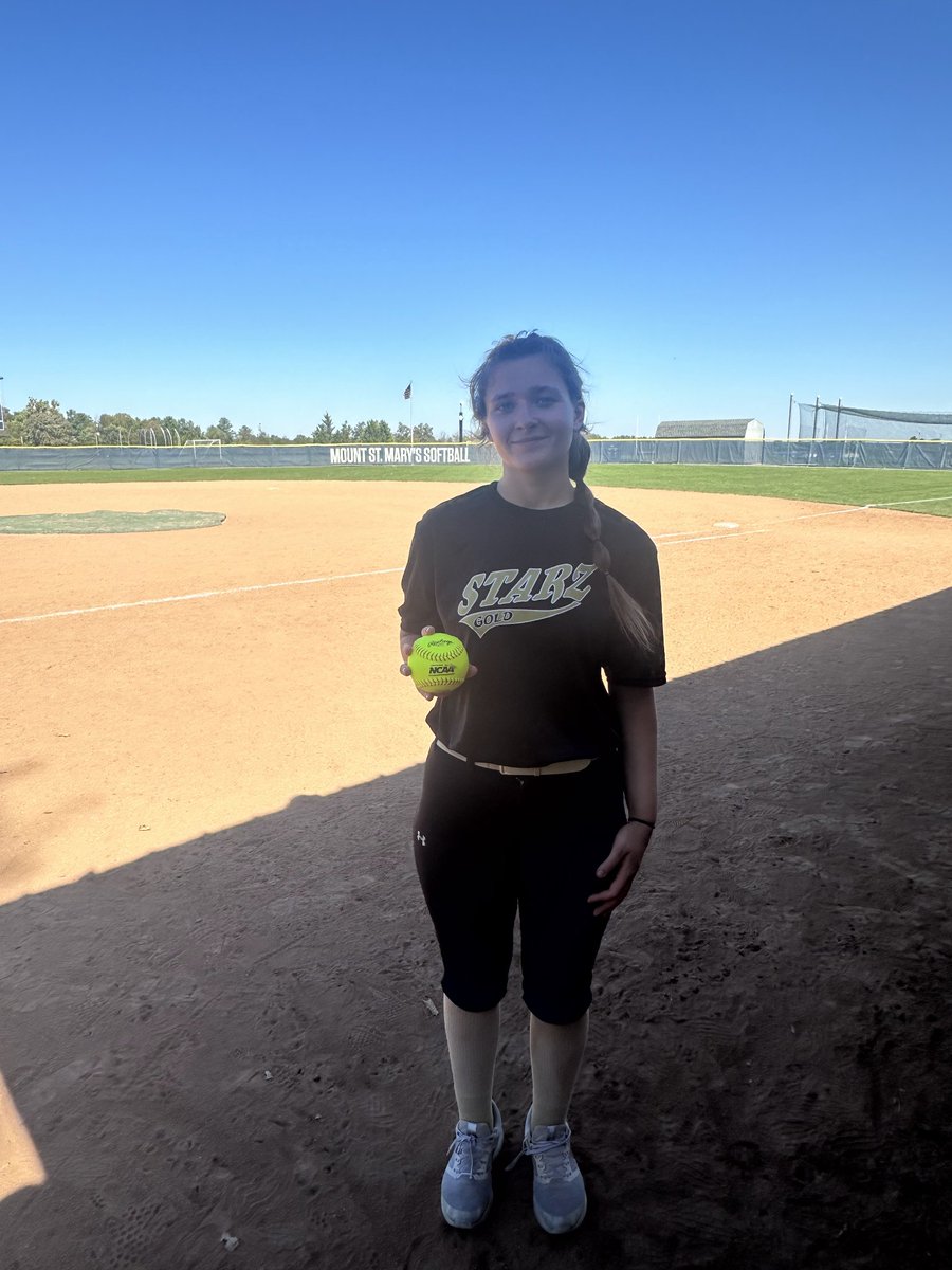 Starz Gold API tweet media