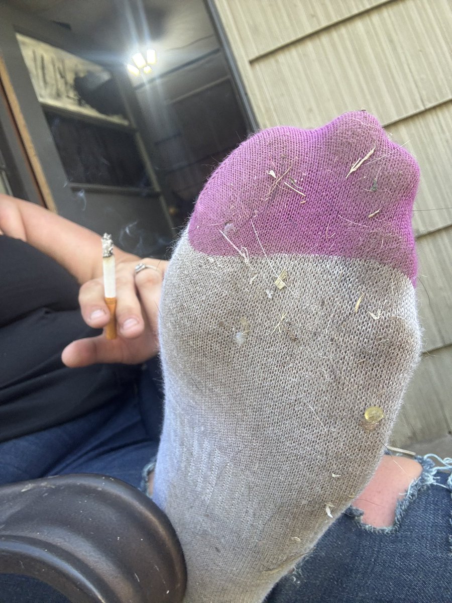 QueenCoCo1122's tweet photo. Come lick the grass off the bottom of my sock then come get a whiff of my essence. Your one true addiction in life. Below me is where you’ll always belong. https://t.co/cQi23k3dm4
