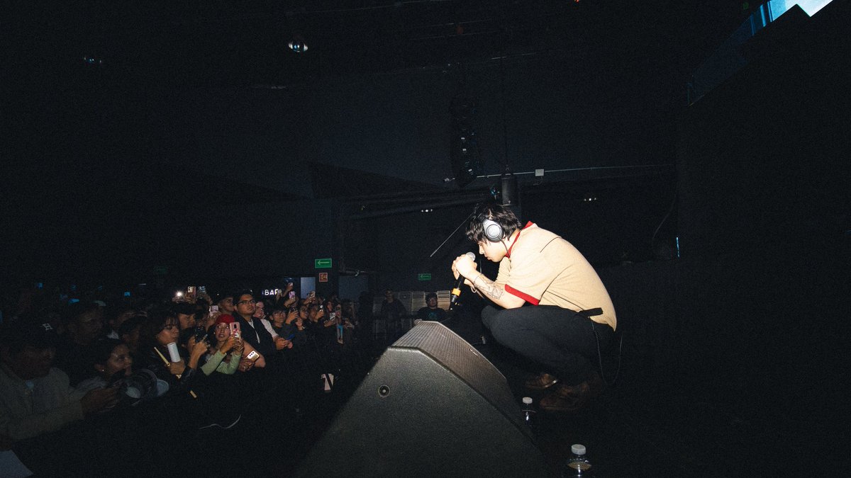 yoshi. (@yoshipuntowav) on Twitter photo 