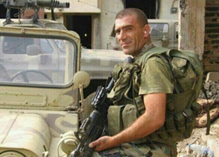 ان ننسى لن ننسى شهيدنا المغوار البطل الملازم اول جورج  بو صعب ورفاقه الأبطال الذين سقطوا  في معركة عبرا دفاعاً عن كل لبناني دون تمييز .