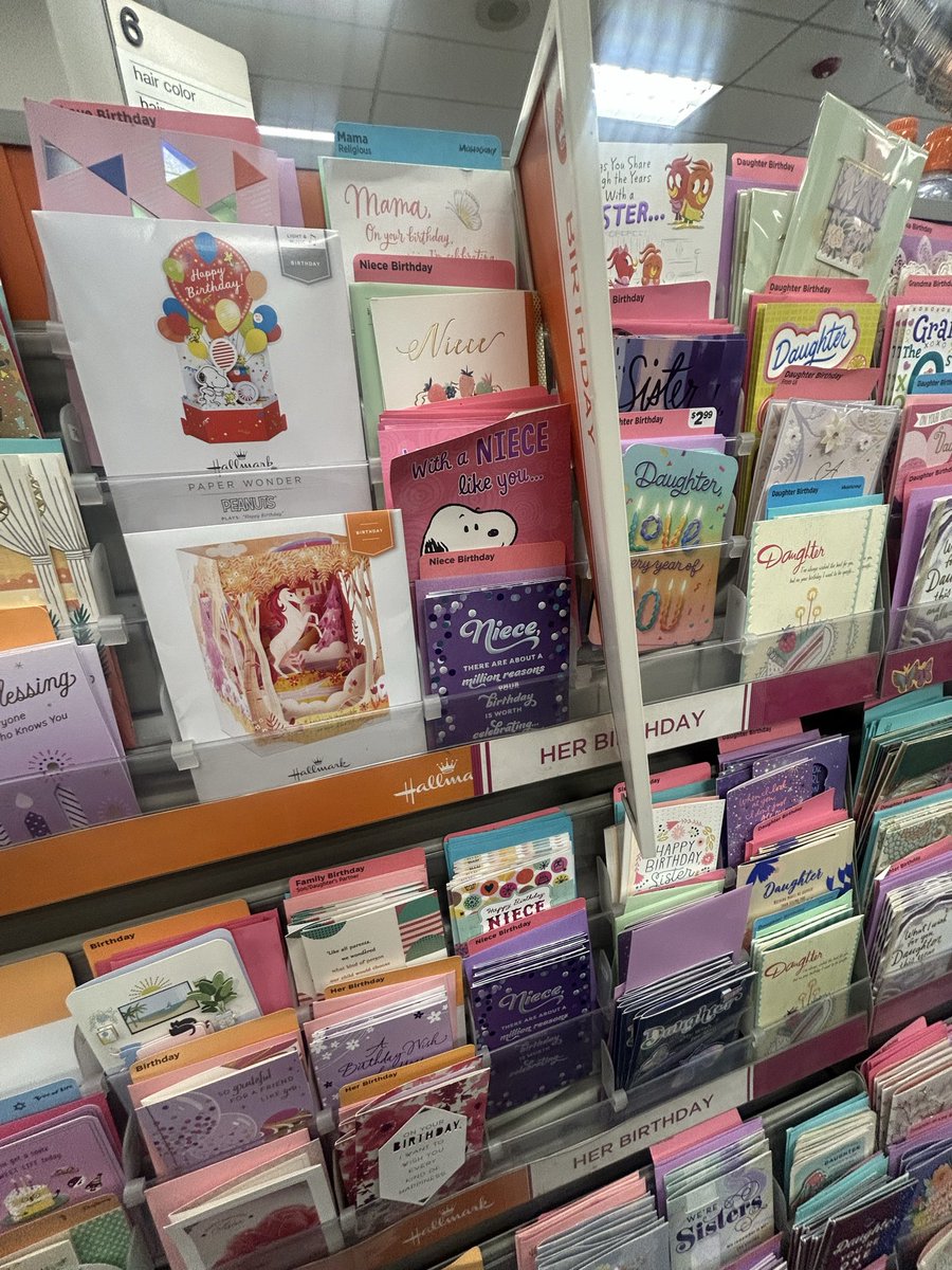 CapeFloy's tweet image. My father says “bunny” exactly right.
And, Witherspooning Heights is 29 but Yorgos is here to remind us why Floyd has a job, is still and school but didn’t get a car for his birthday. 
#makemodel #deportFloy