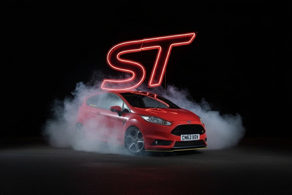 DriveAlong265's tweet image. ST, coming in with hot.

#ford #fastford #cars #fyp #car #st #fordfiestast #fiesta #car #ford #hothatch #hatchback