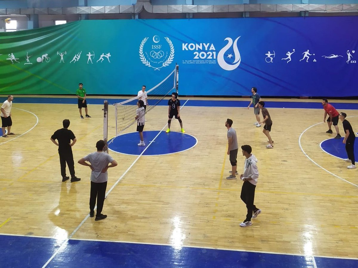 KonyaKYGM's tweet photo. 📍 Alaaddin Yurdu

​Yurdumuzda düzenlenen Voleybol Takımı seçmeleri sonuçlandı. Yetenekli sporculardan oluşan ana kadromuz belirlendi. 🏐
@OA_BAK @gencliksporbak https://t.co/kPBCLA8aFY
