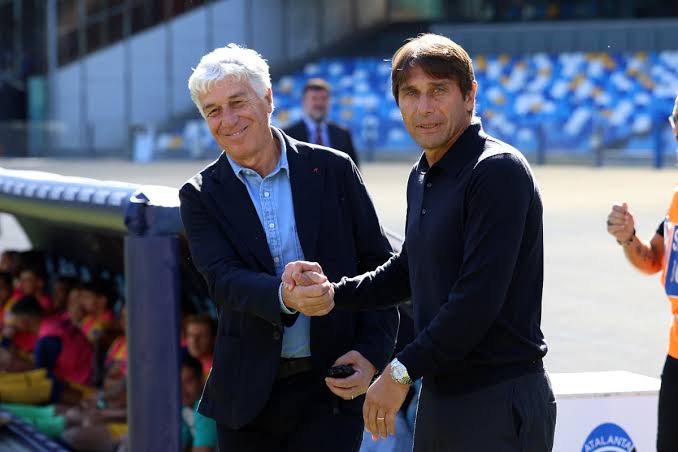 Primi in classifica, da soli. 

Per una Serie A anti-Nord.

Pallone.⚽