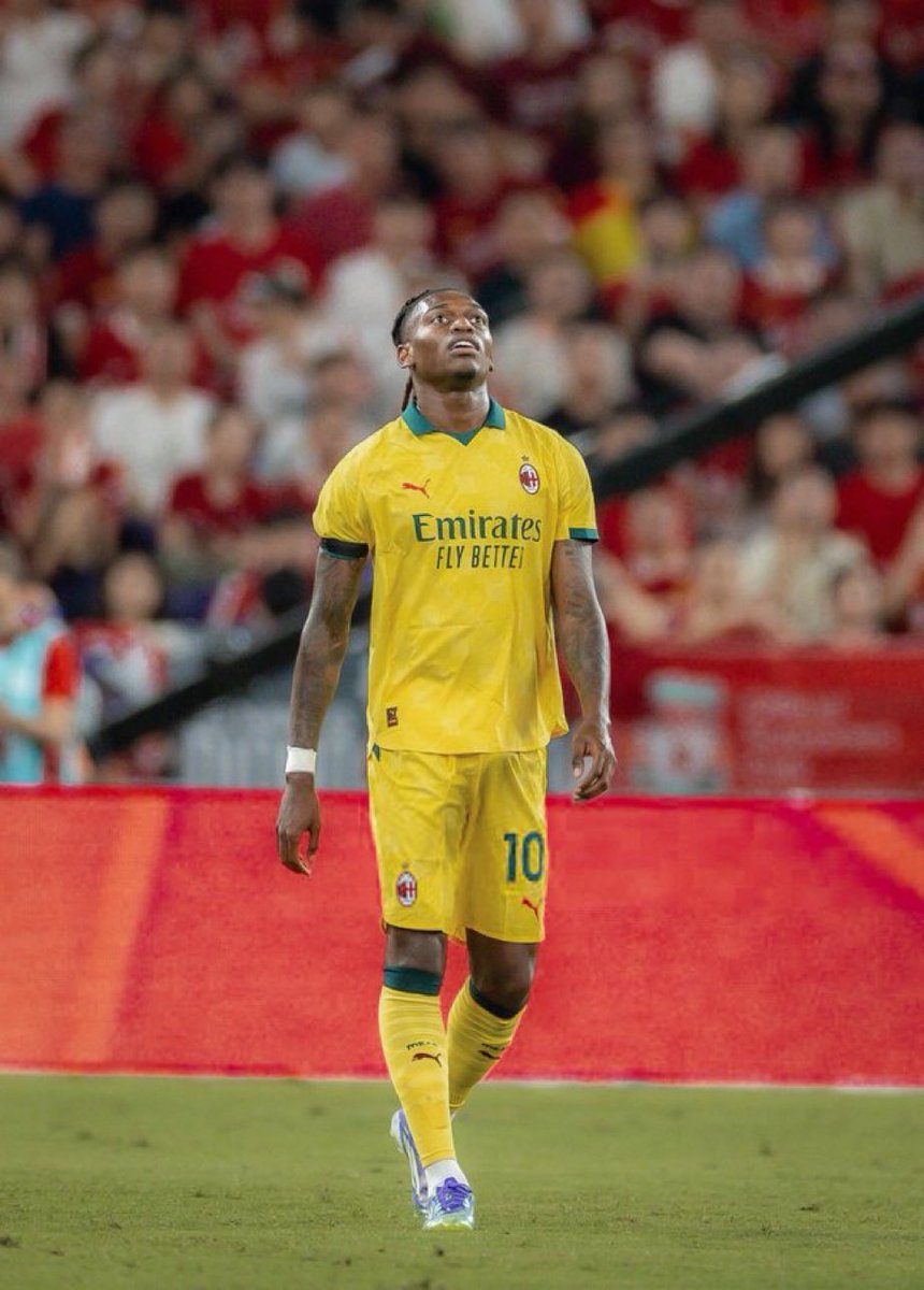 FiglioDiDivock's tweet image. È come quando litighi con mamma o papà, sei incazzato al momento però gli vuoi bene e lo sai

Rafa non ti ho mai insultato e nemmeno oggi l’ho fatto, però ti voglio più in partita