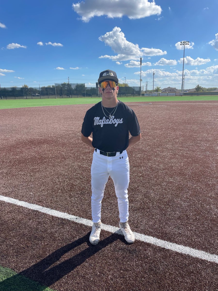 FiveToolTexas's tweet image. F: Five Star BCS 10, LOJO 16U McGruder White 2
PoG: @cade_burkey 5 IP, 10K, 3H, 2 ER