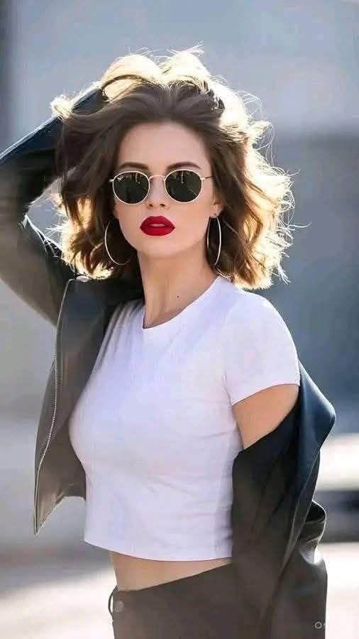 ml_wn44007's tweet photo. أشتهـي استعمــارك
ورفع رايات العشق بحدود أحضانك ❤️ https://t.co/ENZuiwUAky