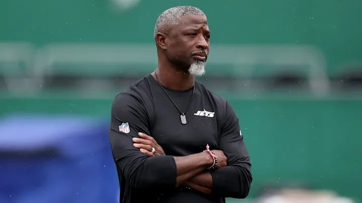 Just One Thing - with <a href="/_shanefleming_/">Shane Fleming</a> 

📅 Oct 5 | #JOTSports

💭 Jets drop to 0-5. Same issues — stalled offense, inconsistent QB play, and mounting pressure on Glenn’s staff. Something has to change soon. Let us know your thoughts 👇