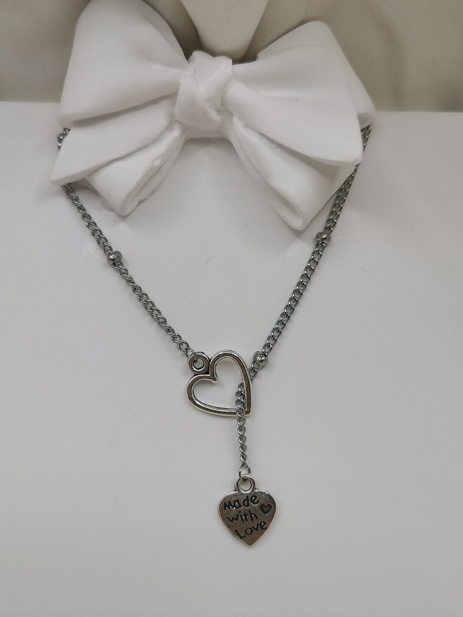 Ce soir, trois bijoux sont sortis !

Miss-Letchi
Miss-Gaura
Miss-Nous sommes liés 💕

Lequel est votre préféré ? 🫶🏻
Artbymiss.sumupstore.com