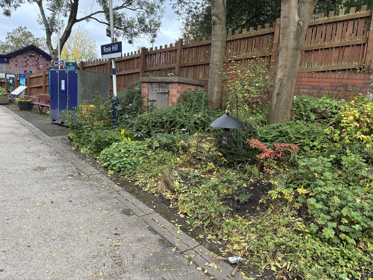 Busy working day keeping our #plants going a bit longer!