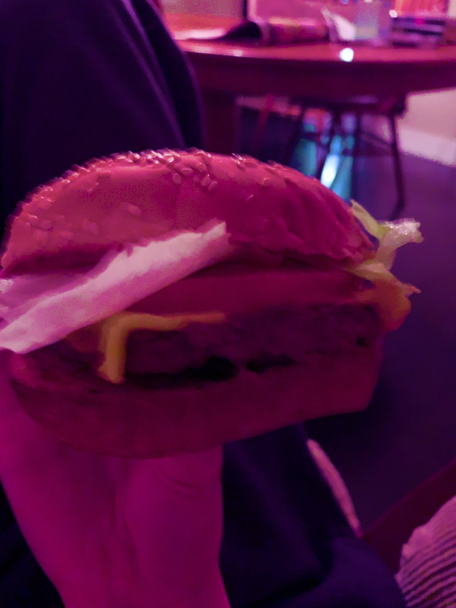 mia 🍓 tweet media