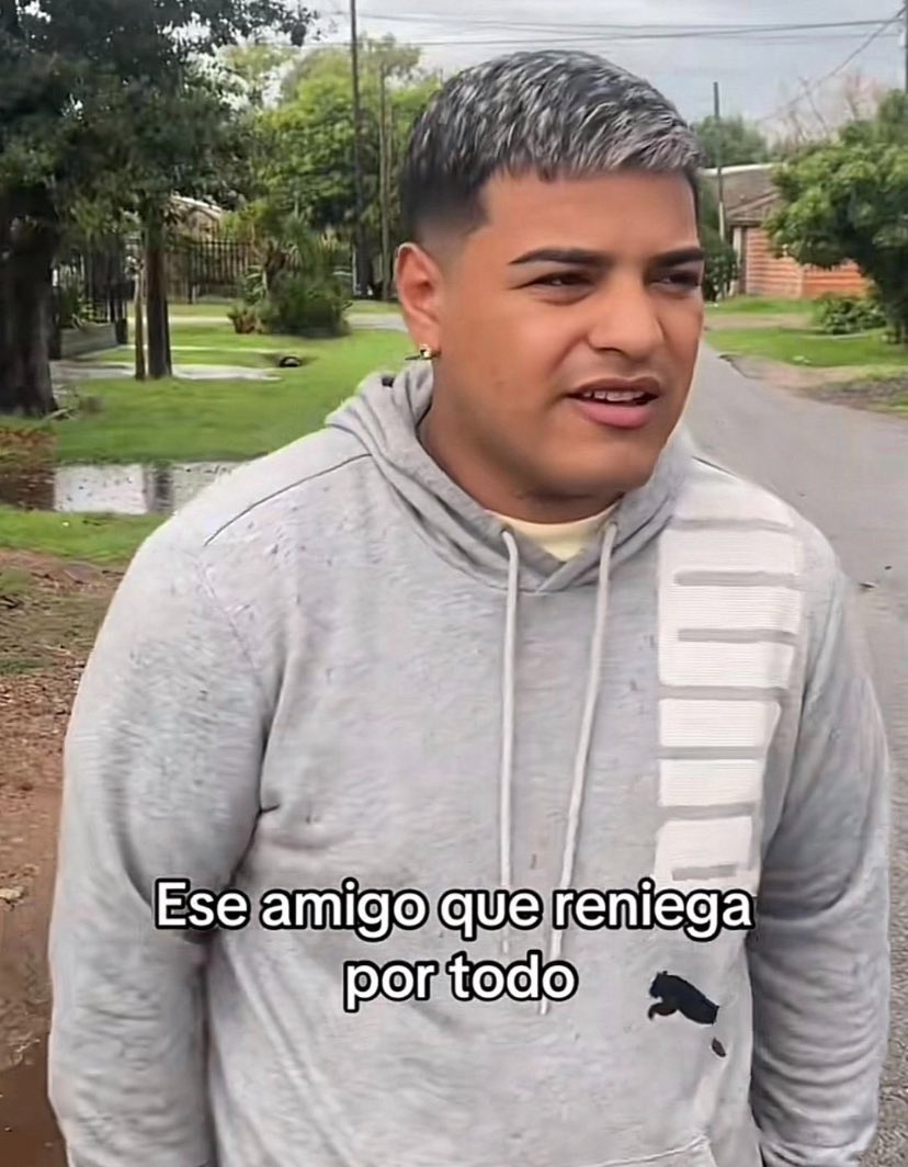 esta se convirtio en mi imagen favorita de twitter, es buenisima hahahahaha