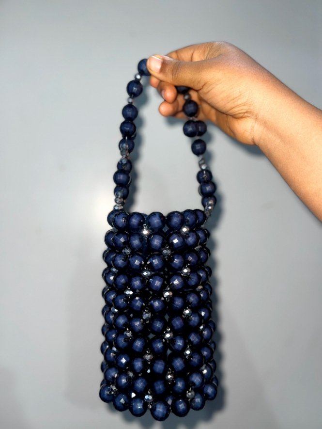 Back to business 
I made this beads by my self 
Guys please come and buy from me make I see money use chop
30k each