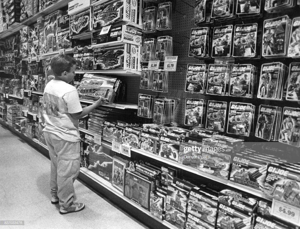 Children’s Palace in 1987 with a wall full of Joes. Pic from Getty Images/Denver Post.