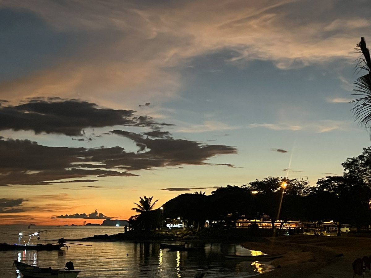 TopTradersADVFN's tweet image. #KPG last night at Sunset 🇹🇭🌅 

Boom 💥 👀😎🇹🇭❤️🐱🏖️☀️