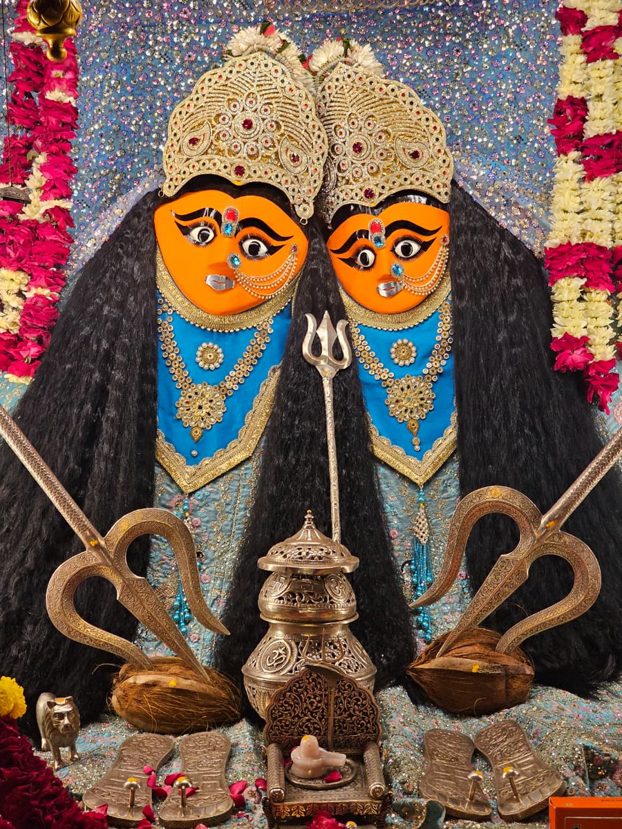 ChotilaTemple's tweet image. આજના દર્શન 🚩 
આસો સુદ ચૌદસ. સોમવાર.
તા. 06/10/2025.
જય માતાજી 🙏🏻