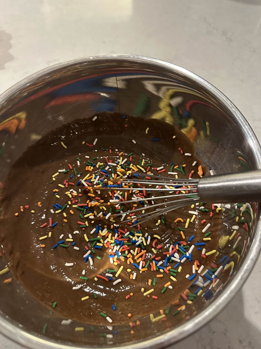 MayhapsDapper tweet media