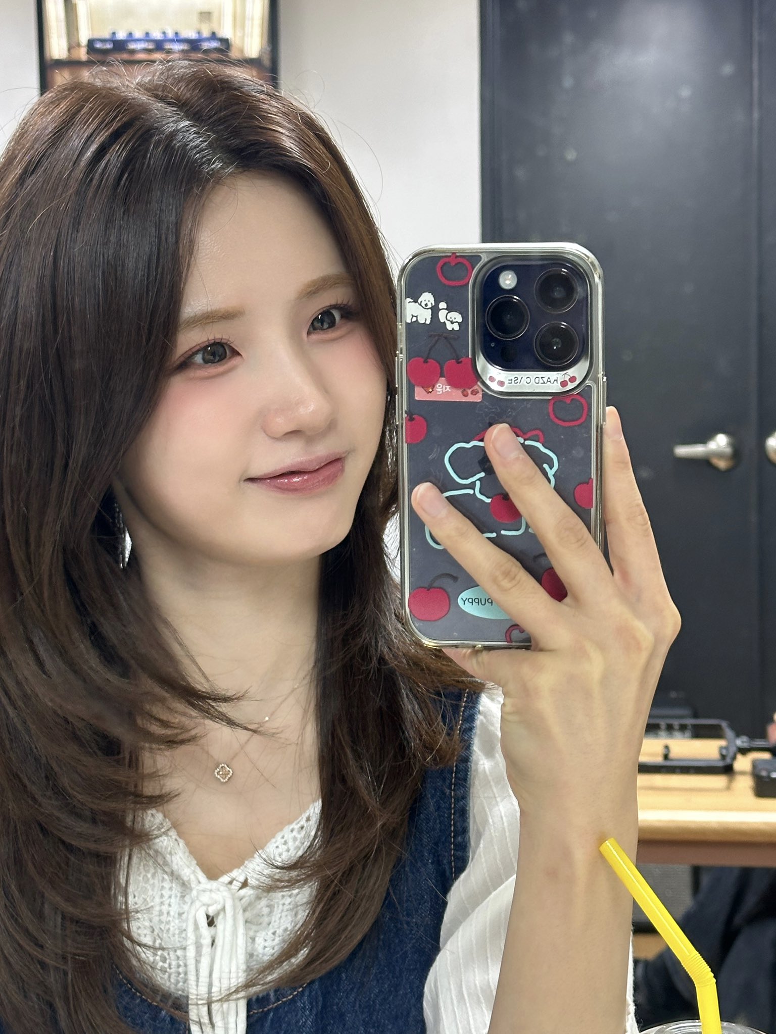 ICHILLIN チェリン サイン入り ポラロイド アイチリン 𝙸𝙲hillin - Search / X