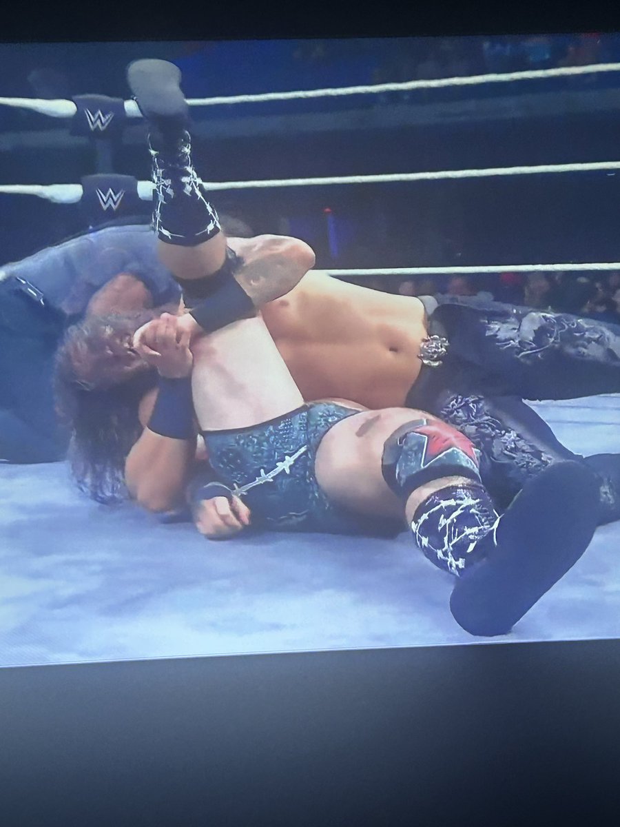 thatgirl_Kj_'s tweet image. Slam dunk with this one @ThunderKeck #ToothlessAggression  #WWELFG #NXT #LFGFinale