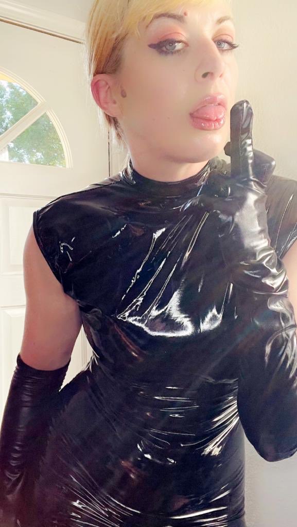 GoddessAsh888's tweet photo. I own your brain 🧠

I treat you how I please, but make no mistake you send and sacrifice to your Daddy. 

Always at my demand 😈

Findom ~ paypig ~ slowdrain ~ lebanon ~ dubai ~ arab ~ muslim https://t.co/HONYD2ZIRa
